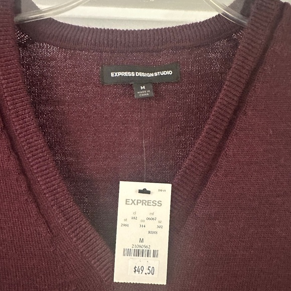 Express men’s top/vest - Picture 4 of 10